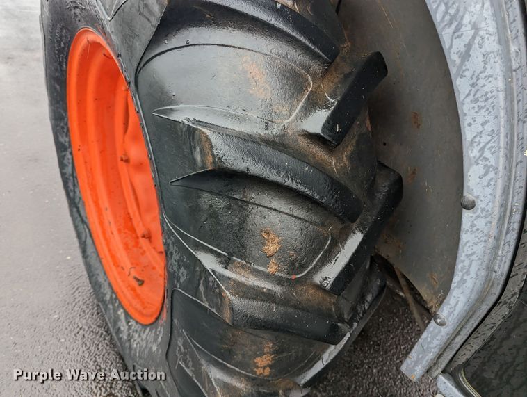 image for item LF9721 2003 Kubota L5030D  MFWD tractor