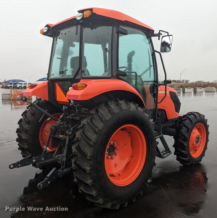 image for item LF9722 2021 Kubota M6060D  MFWD tractor
