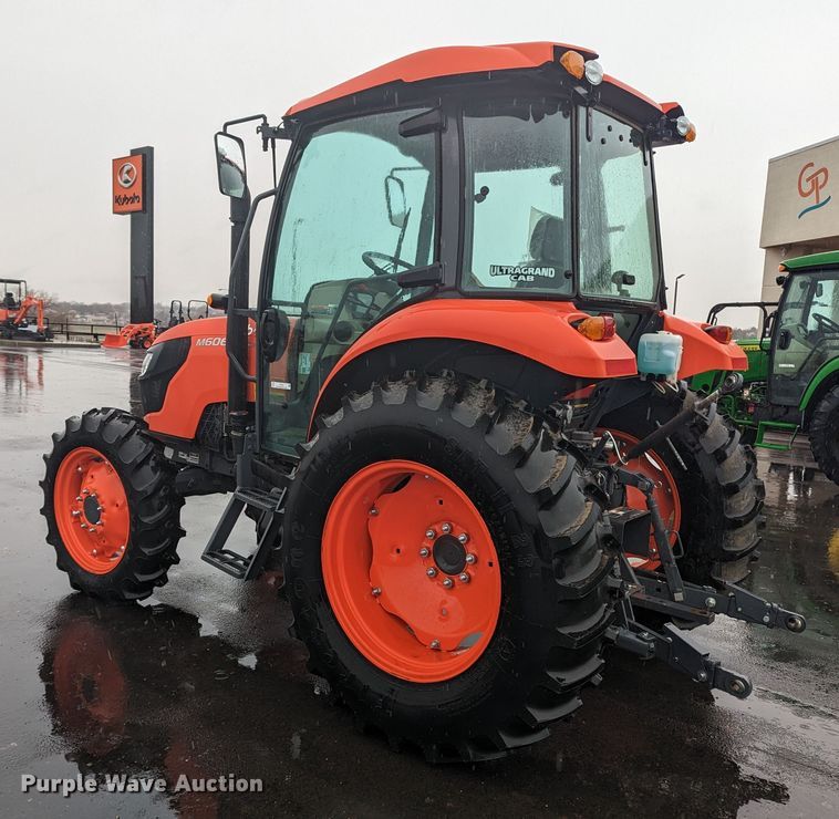 image for item LF9722 2021 Kubota M6060D  MFWD tractor