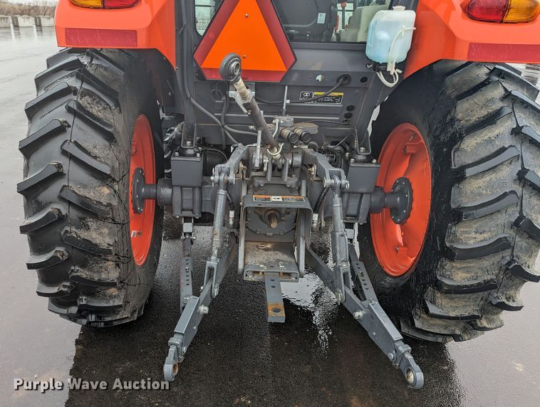 image for item LF9722 2021 Kubota M6060D  MFWD tractor