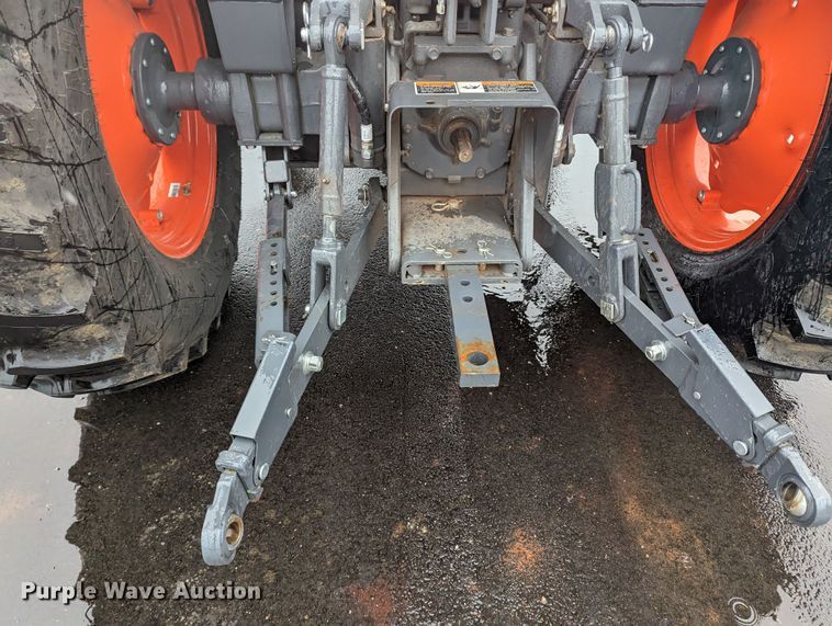 image for item LF9722 2021 Kubota M6060D  MFWD tractor