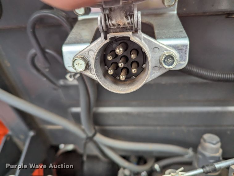 image for item LF9722 2021 Kubota M6060D  MFWD tractor