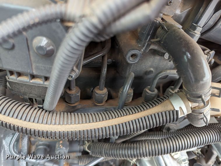 image for item LF9722 2021 Kubota M6060D  MFWD tractor