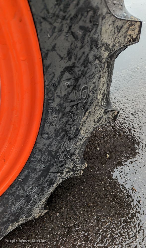 image for item LF9722 2021 Kubota M6060D  MFWD tractor