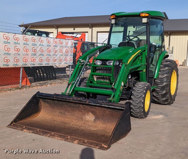 image for item LF9753 John Deere 4520  MFWD tractor