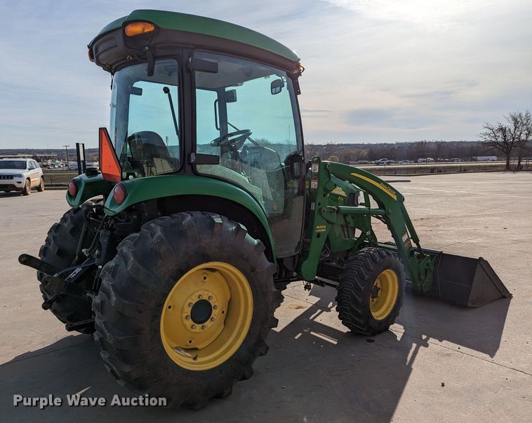 image for item LF9753 John Deere 4520  MFWD tractor