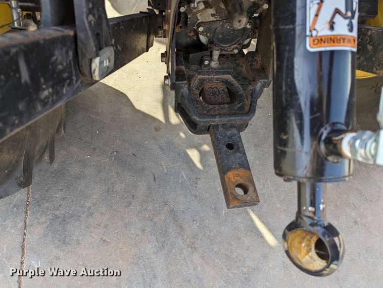 image for item LF9753 John Deere 4520  MFWD tractor