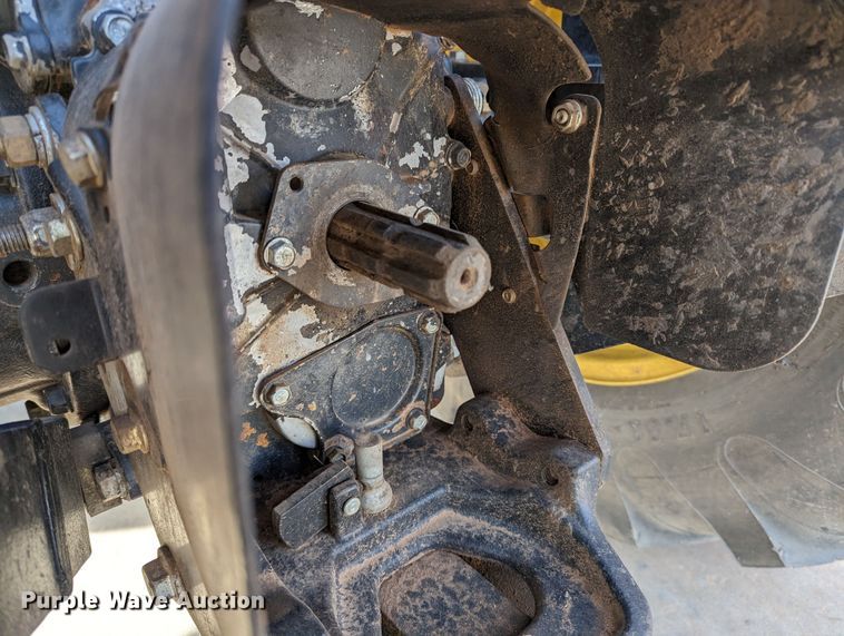 image for item LF9753 John Deere 4520  MFWD tractor