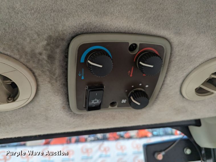 image for item LF9753 John Deere 4520  MFWD tractor