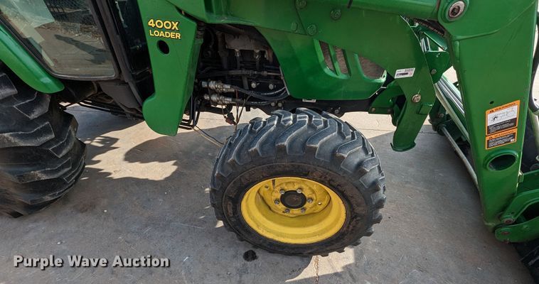 image for item LF9753 John Deere 4520  MFWD tractor