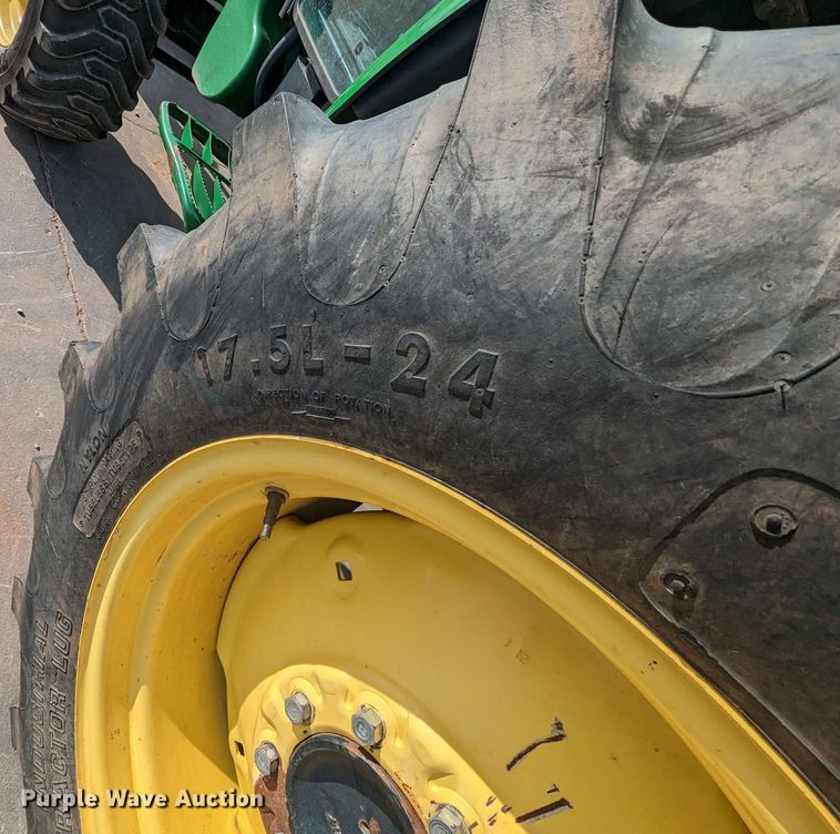 image for item LF9753 John Deere 4520  MFWD tractor