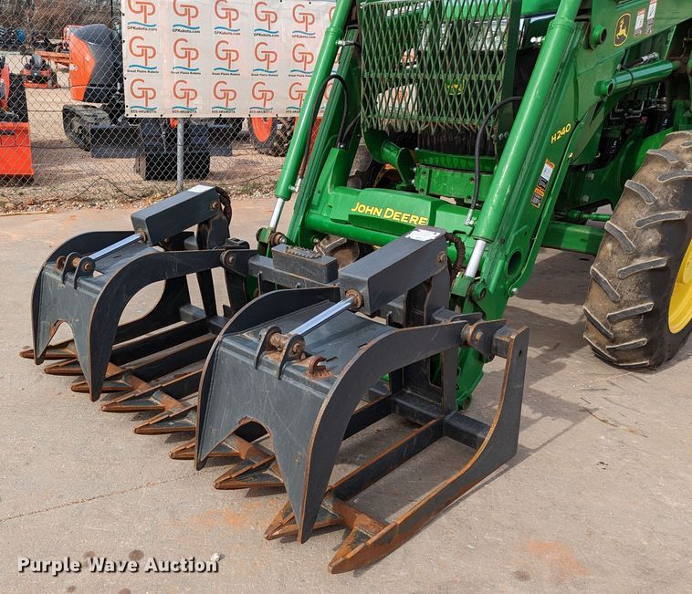 image for item LF9754 2014 John Deere 5058E  MFWD tractor