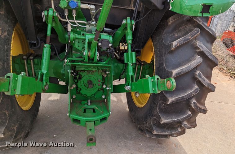 image for item LF9754 2014 John Deere 5058E  MFWD tractor