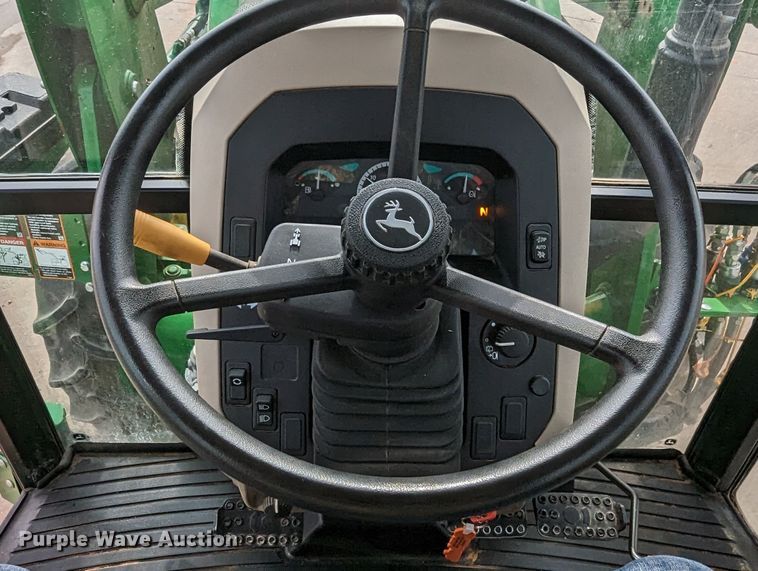 image for item LF9754 2014 John Deere 5058E  MFWD tractor