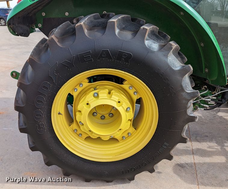 image for item LF9754 2014 John Deere 5058E  MFWD tractor