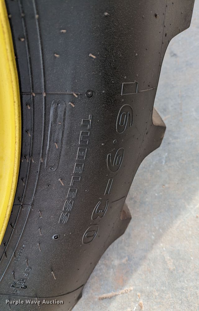 image for item LF9754 2014 John Deere 5058E  MFWD tractor