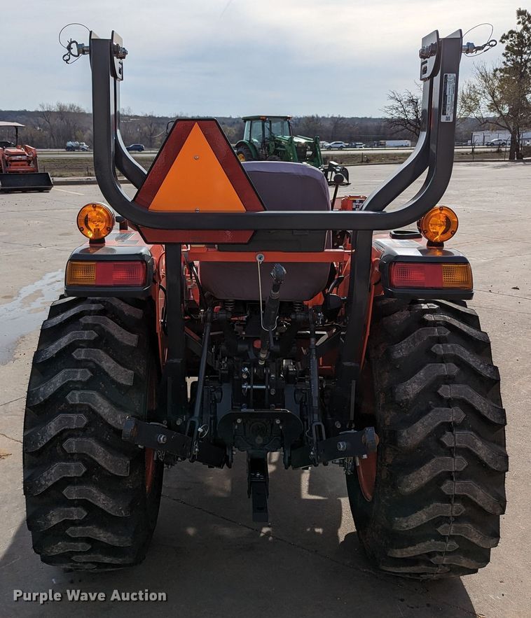 image for item LF9755 2021 Kubota L3901DT  MFWD tractor