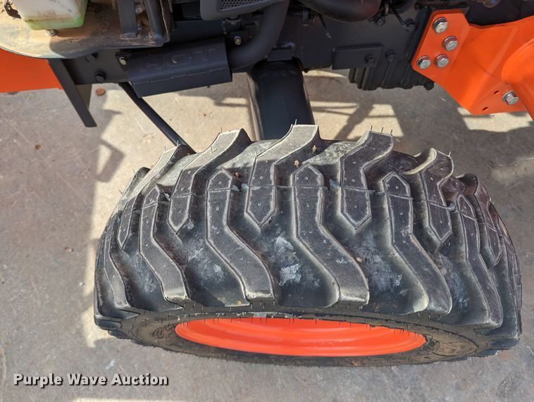 image for item LF9755 2021 Kubota L3901DT  MFWD tractor