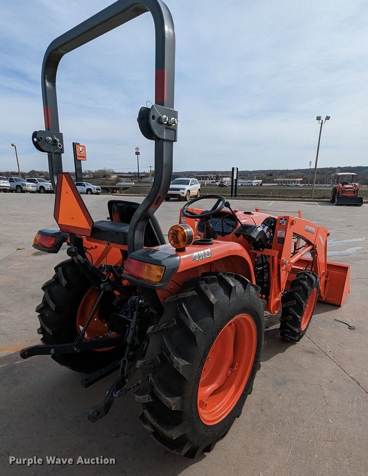 image for item LF9758 Kubota L2501DT  MFWD tractor