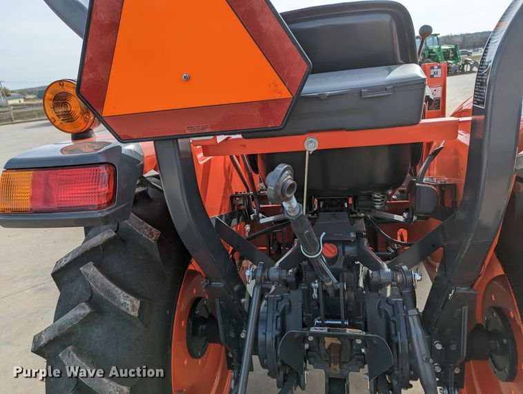 image for item LF9758 Kubota L2501DT  MFWD tractor