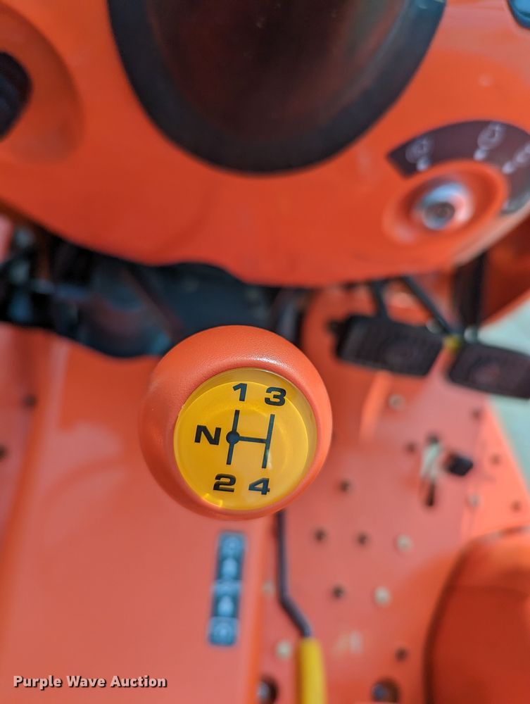 image for item LF9758 Kubota L2501DT  MFWD tractor