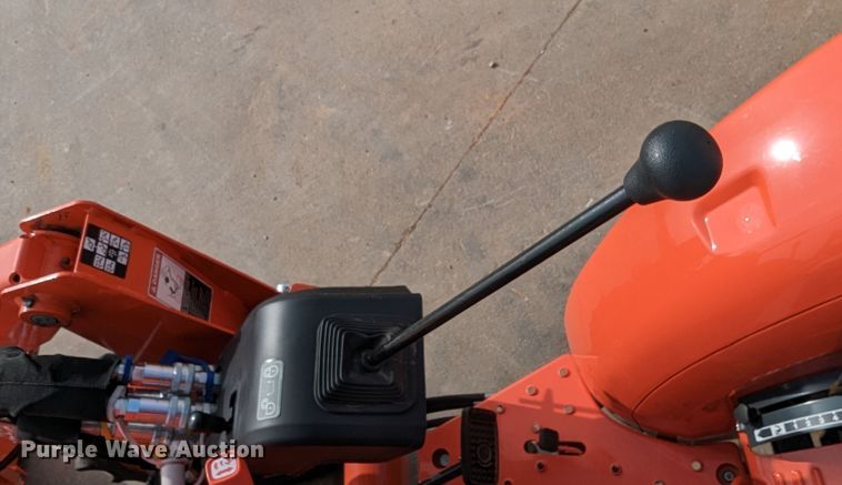 image for item LF9758 Kubota L2501DT  MFWD tractor