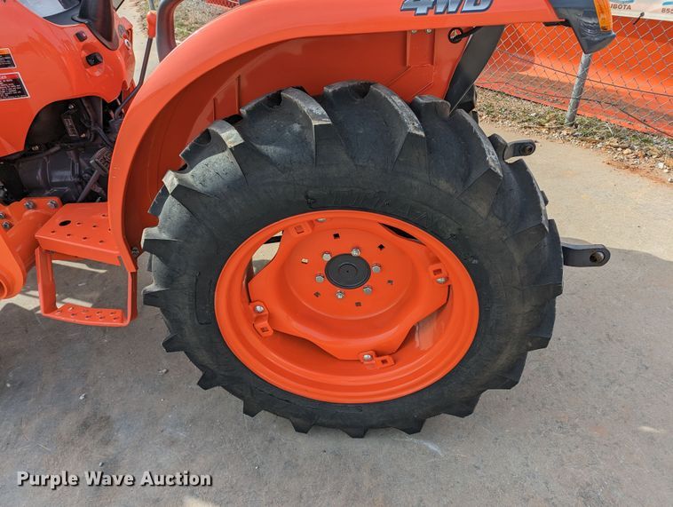 image for item LF9758 Kubota L2501DT  MFWD tractor