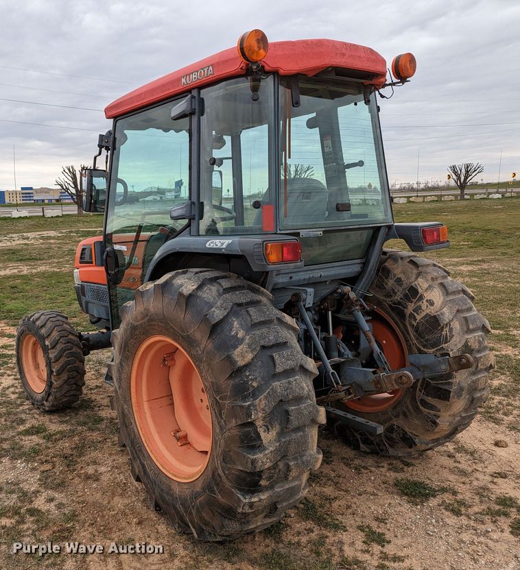 image for item LF9761 2004 Kubota L4630D  MFWD tractor