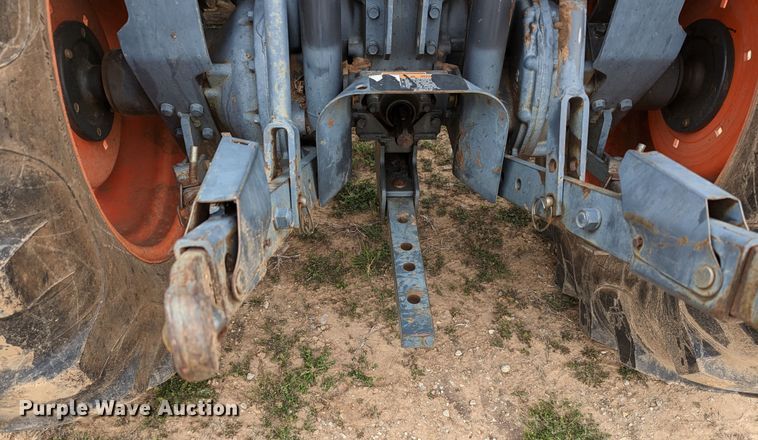 image for item LF9761 2004 Kubota L4630D  MFWD tractor