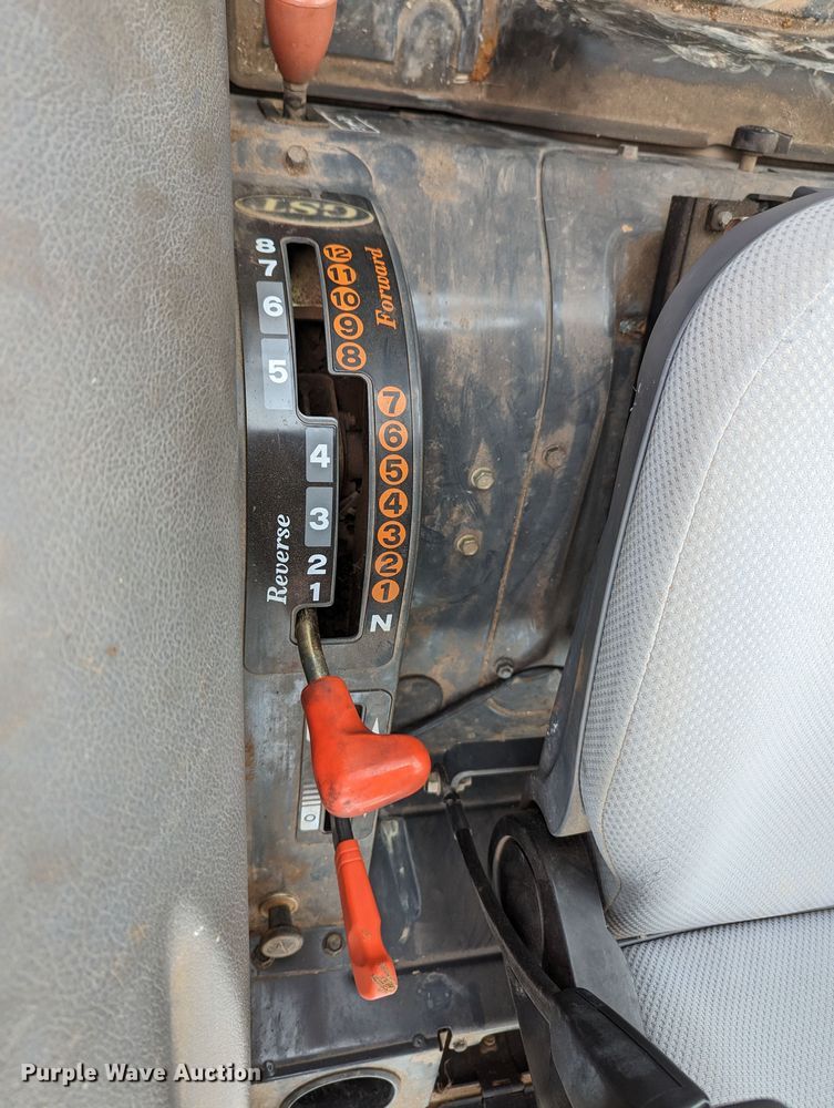 image for item LF9761 2004 Kubota L4630D  MFWD tractor