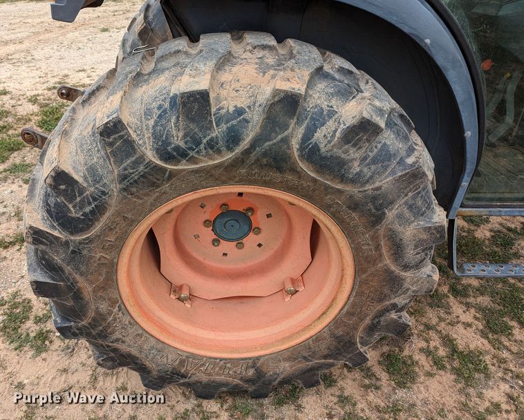 image for item LF9761 2004 Kubota L4630D  MFWD tractor