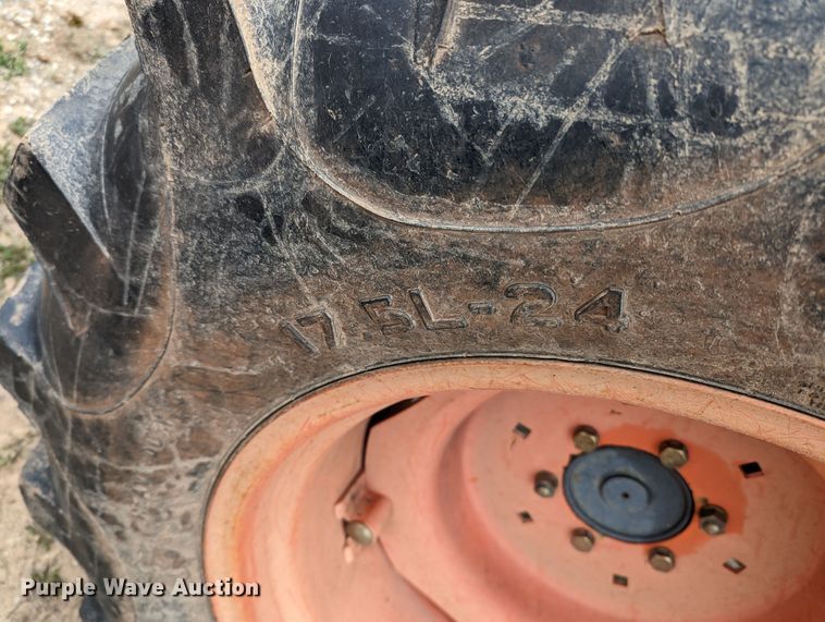 image for item LF9761 2004 Kubota L4630D  MFWD tractor