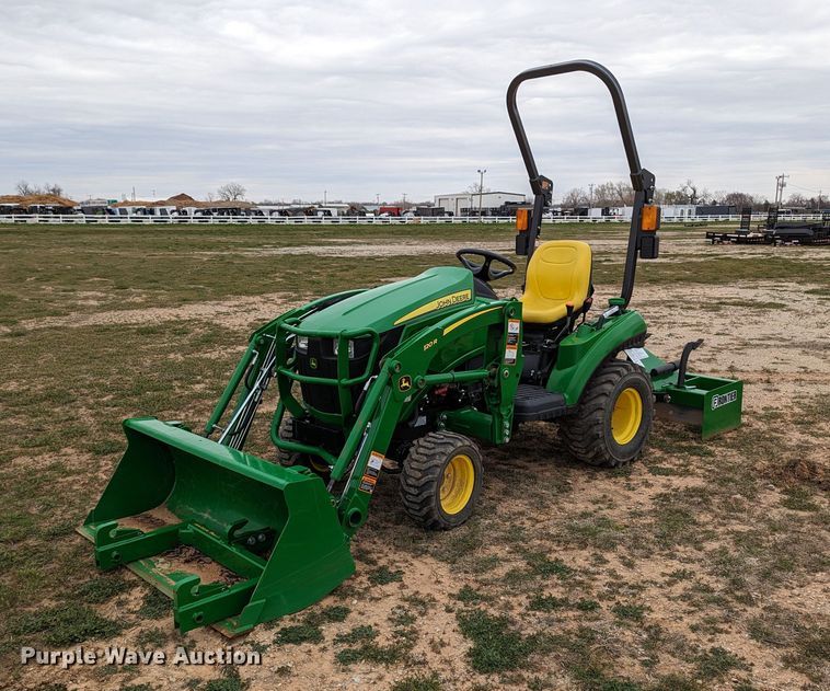 image for item LF9762 2019 John Deere 1023E  tractor
