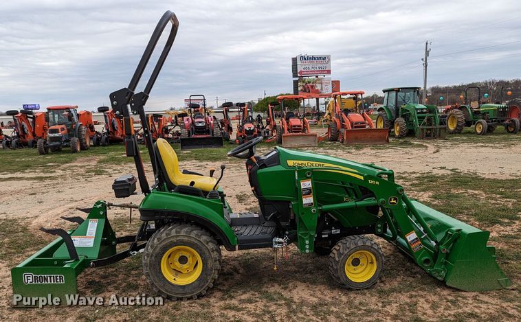 image for item LF9762 2019 John Deere 1023E  tractor