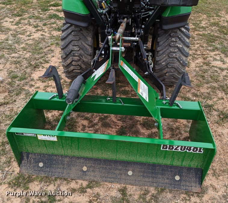 image for item LF9762 2019 John Deere 1023E  tractor