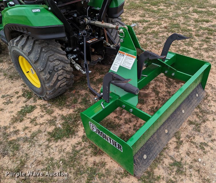 image for item LF9762 2019 John Deere 1023E  tractor