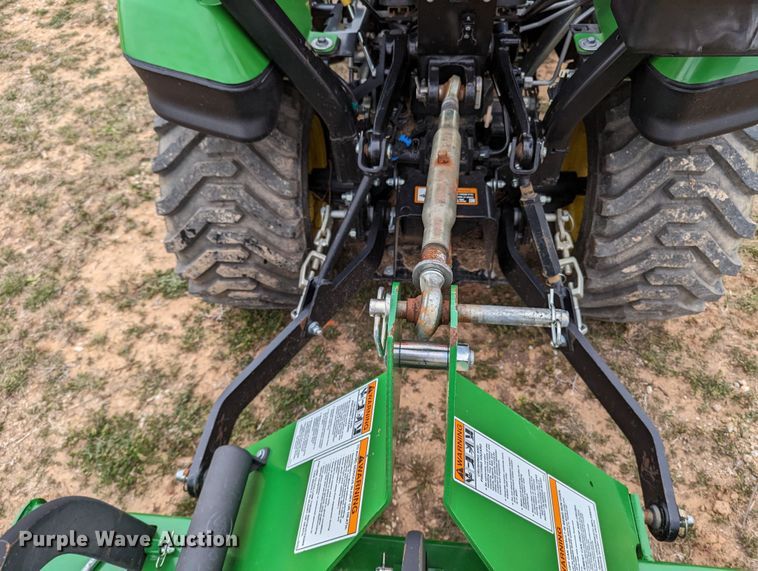 image for item LF9762 2019 John Deere 1023E  tractor