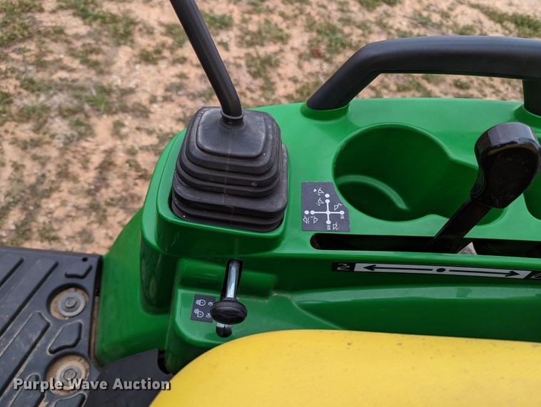 image for item LF9762 2019 John Deere 1023E  tractor