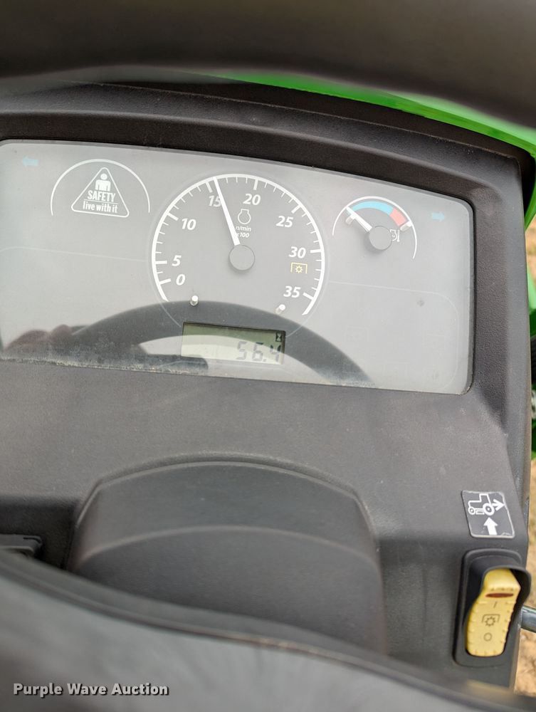 image for item LF9762 2019 John Deere 1023E  tractor