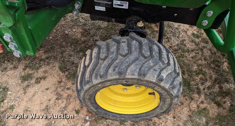 image for item LF9762 2019 John Deere 1023E  tractor
