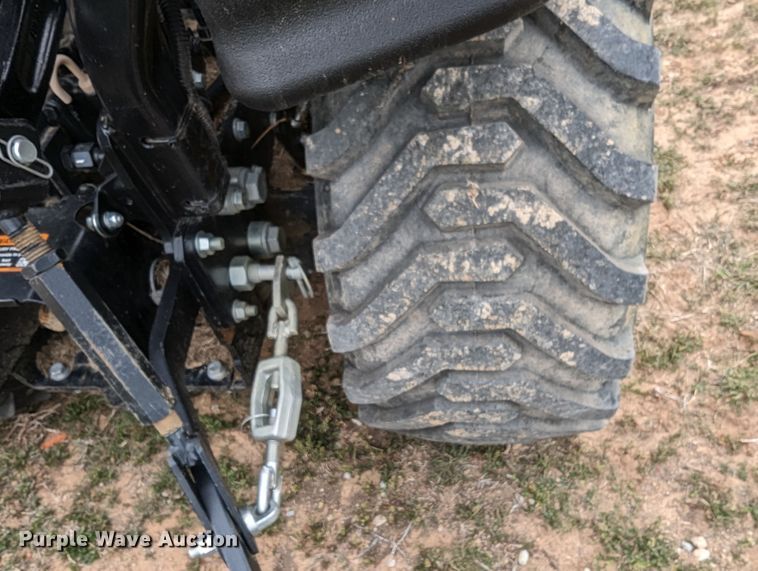 image for item LF9762 2019 John Deere 1023E  tractor