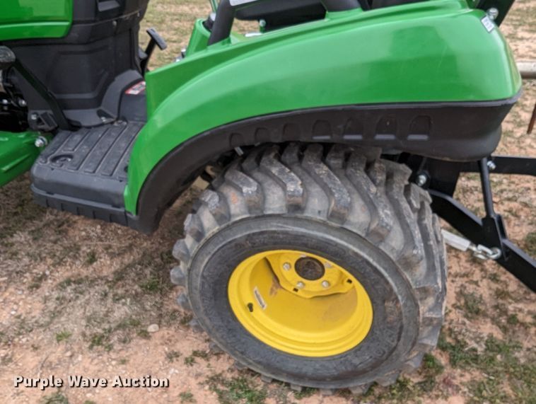 image for item LF9762 2019 John Deere 1023E  tractor