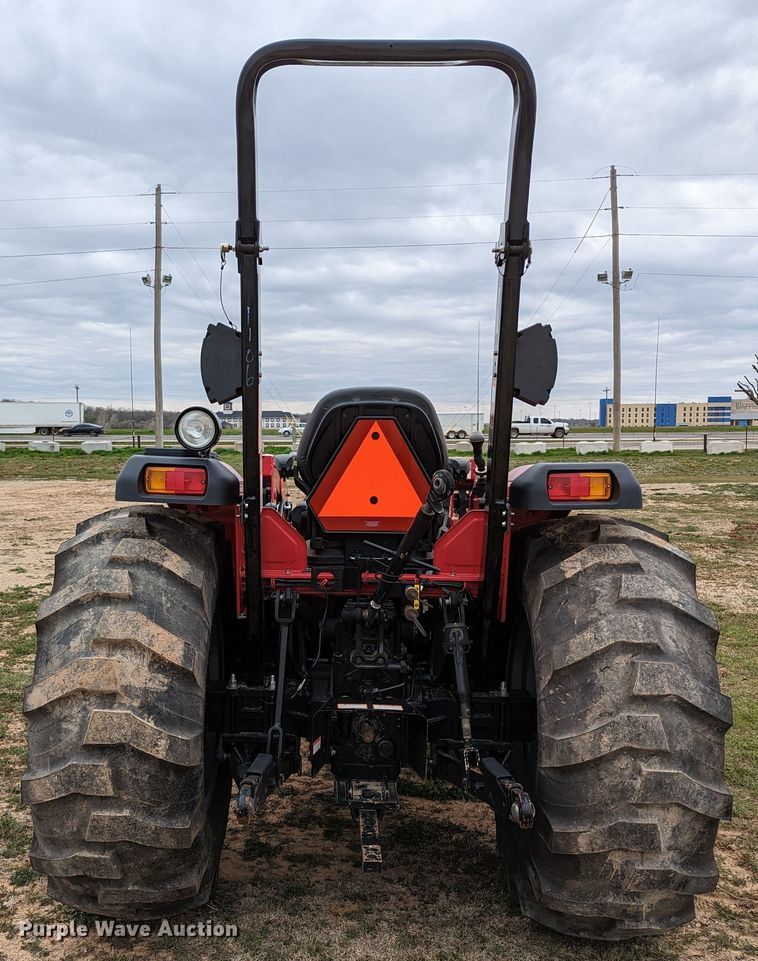 image for item LF9763 2020 Mahindra 3650  MFWD tractor