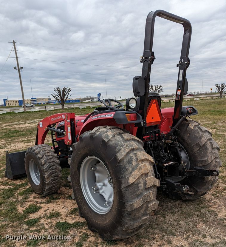 image for item LF9763 2020 Mahindra 3650  MFWD tractor