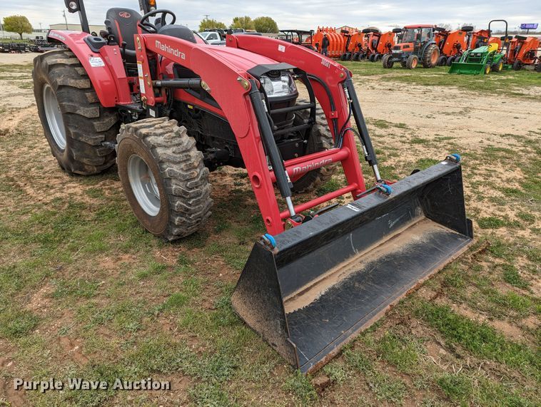 image for item LF9763 2020 Mahindra 3650  MFWD tractor