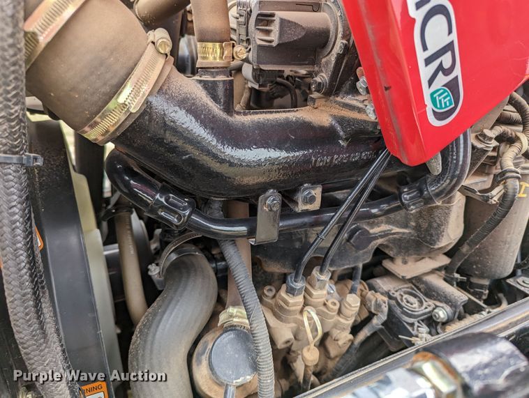 image for item LF9763 2020 Mahindra 3650  MFWD tractor