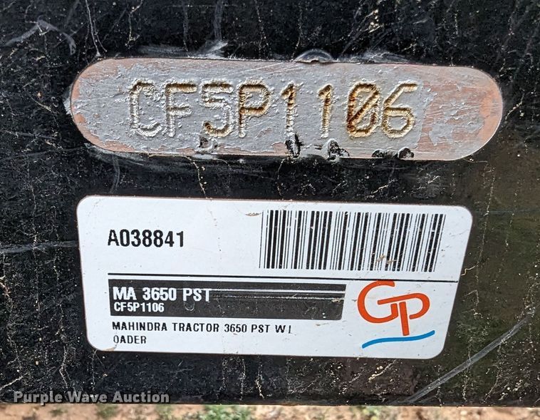 image for item LF9763 2020 Mahindra 3650  MFWD tractor