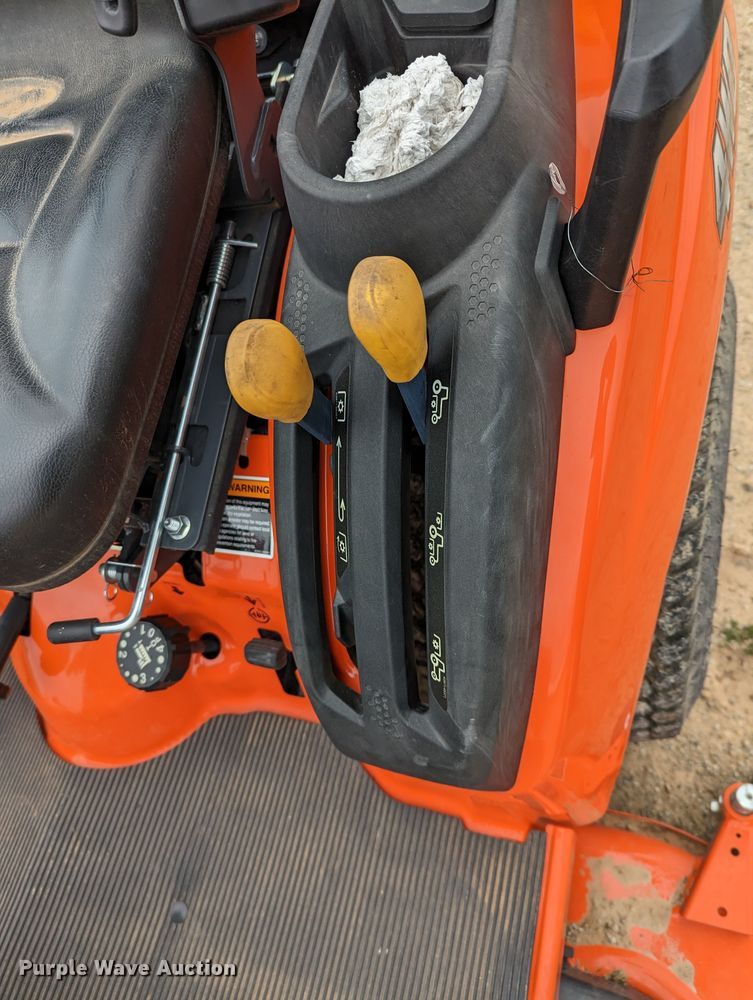 image for item LF9764 2019 Kubota BX1880  MFWD tractor