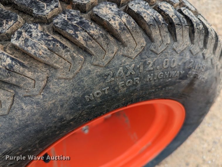 image for item LF9764 2019 Kubota BX1880  MFWD tractor