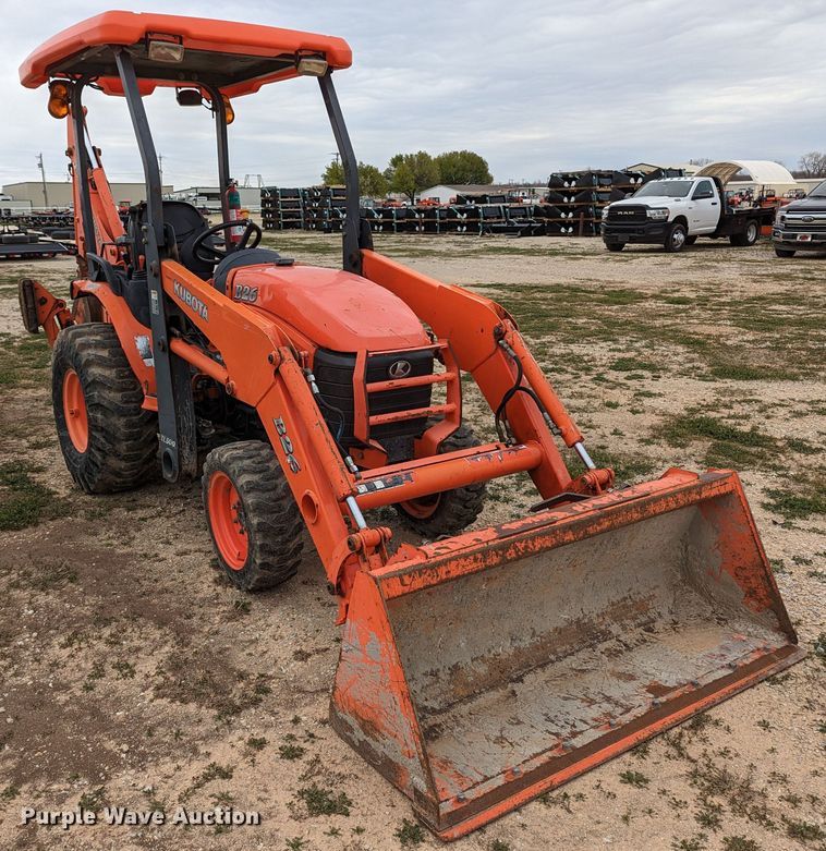 image for item LF9765 2007 Kubota B26  backhoe